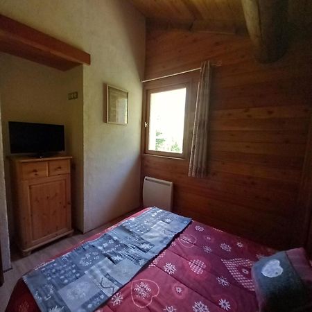 Chalet l'aubépine résidence B&B Bessans Extérieur photo