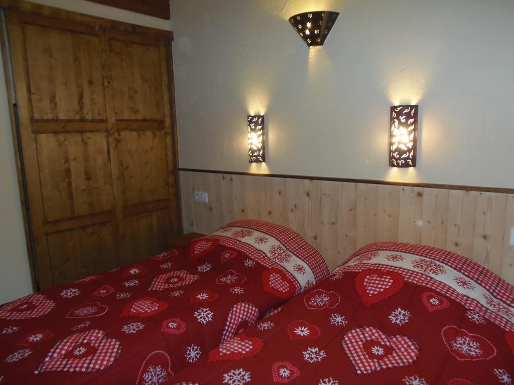 Chalet l'aubépine résidence B&B Bessans Extérieur photo