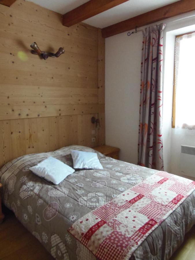 Chalet l'aubépine résidence B&B Bessans Extérieur photo